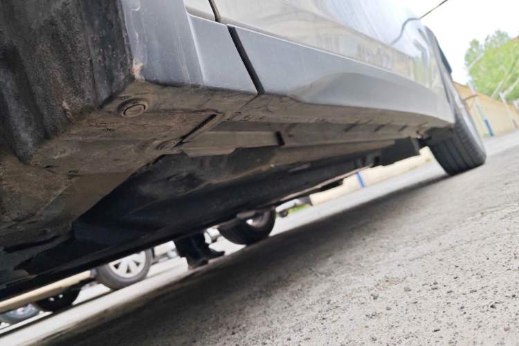 Used Lexus UX 2020 260h Explore-Cool Edition Chassis Front Left