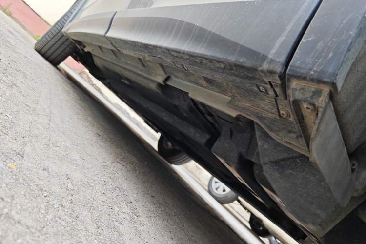 Used Lexus UX 2020 260h Explore-Cool Edition Chassis Rear Left
