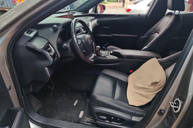 Used Lexus UX 2020 260h Explore-Cool Edition Driver Seat