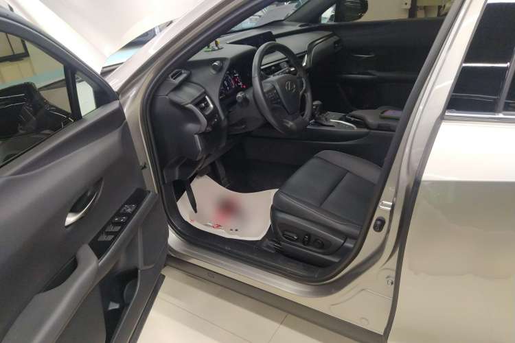 Used Lexus UX 2020 200 Special Edition Driver Seat