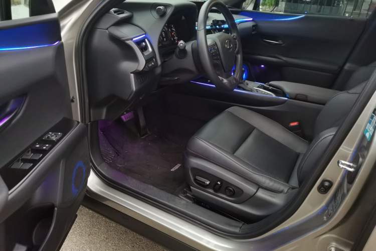 Used Lexus UX 2020 260h Explore & Adventure Edition Driver Seat