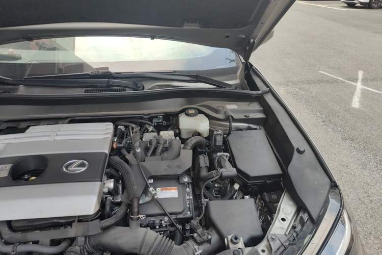 Used Lexus UX 2020 260h Explore-Cool Edition Engine Bay Left