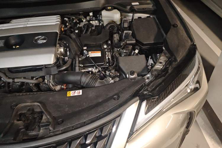 Used Lexus UX 2020 260h Explore-Cool Edition Engine Bay Left