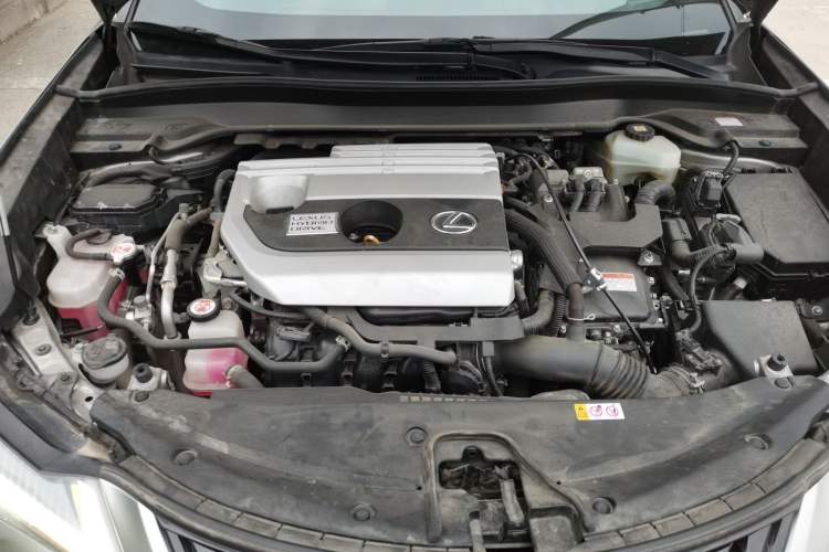 Used Lexus UX 2020 260h Explore & Adventure Edition Engine Bay