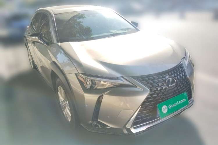 Used Lexus UX 2020 260h Explore & Adventure Edition Front Right 45 Deg