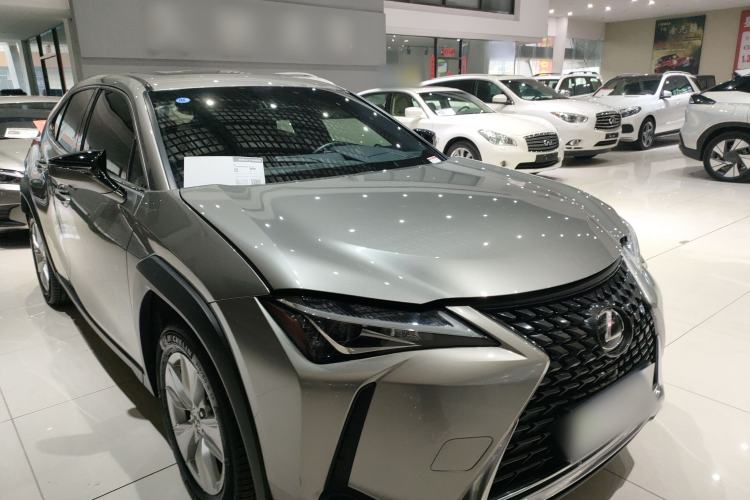 Used Lexus UX 2020 200 Special Edition Front Right 45 Deg
