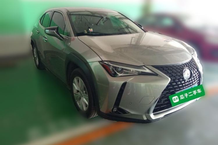 Used Lexus UX 2020 260h Explore & Adventure Edition Front Right 45 Deg