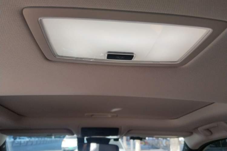 Used Lexus UX 2020 260h Explore & Adventure Edition Headliner
