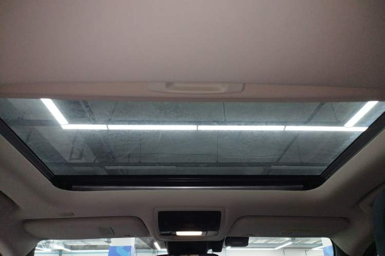 Used Lexus UX 2020 260h Explore & Adventure Edition Headliner