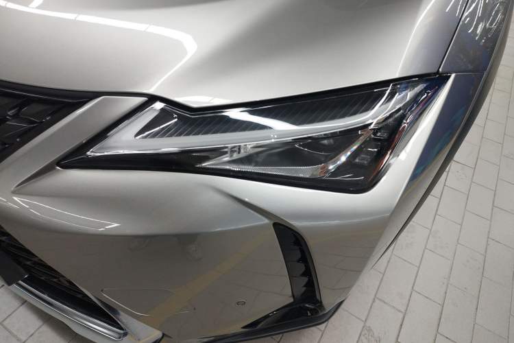 Used Lexus UX 2020 260h Explore & Adventure Edition Left Front Headlight