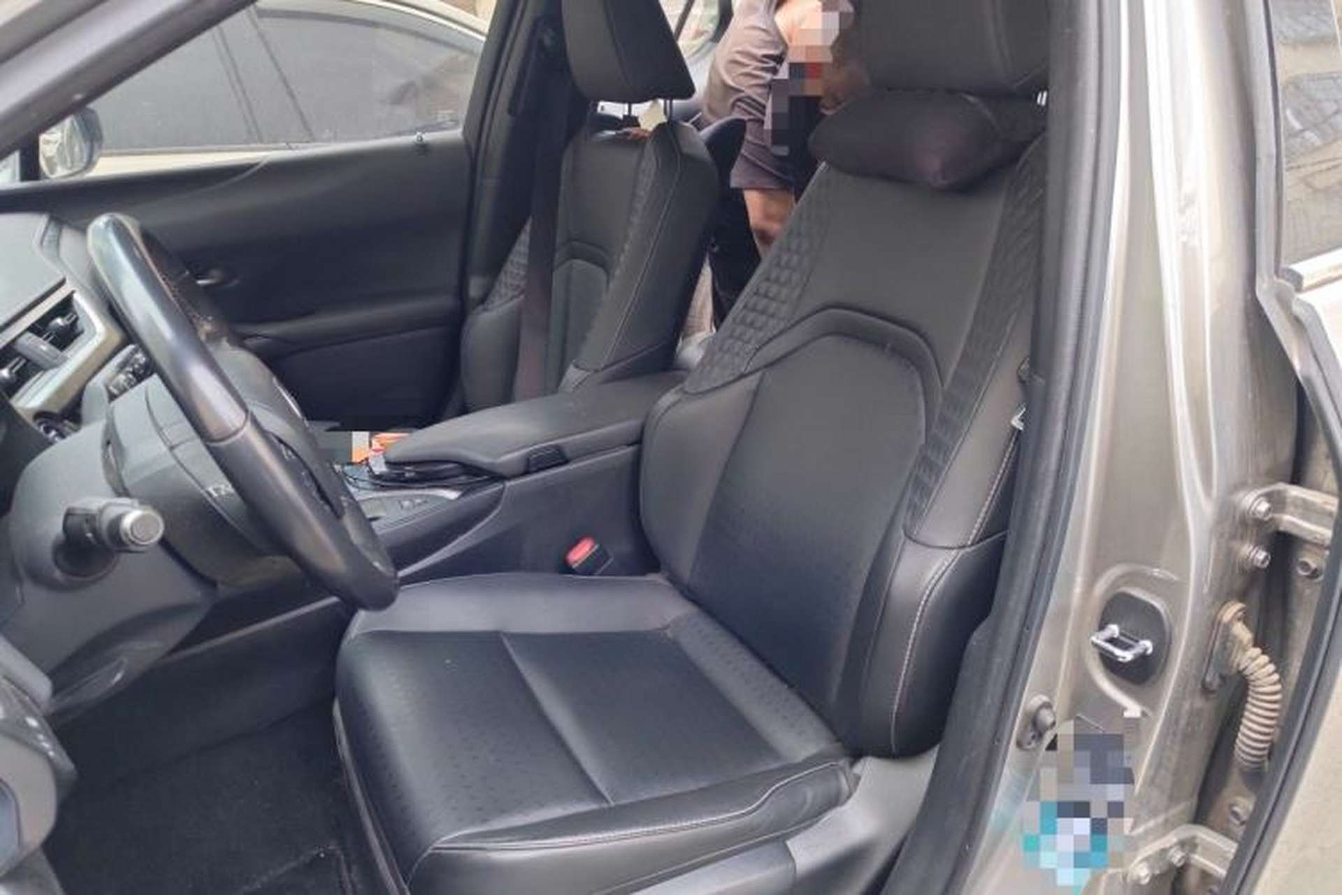Used Lexus UX 2020 260h Explore-Cool Edition Left Front Seat