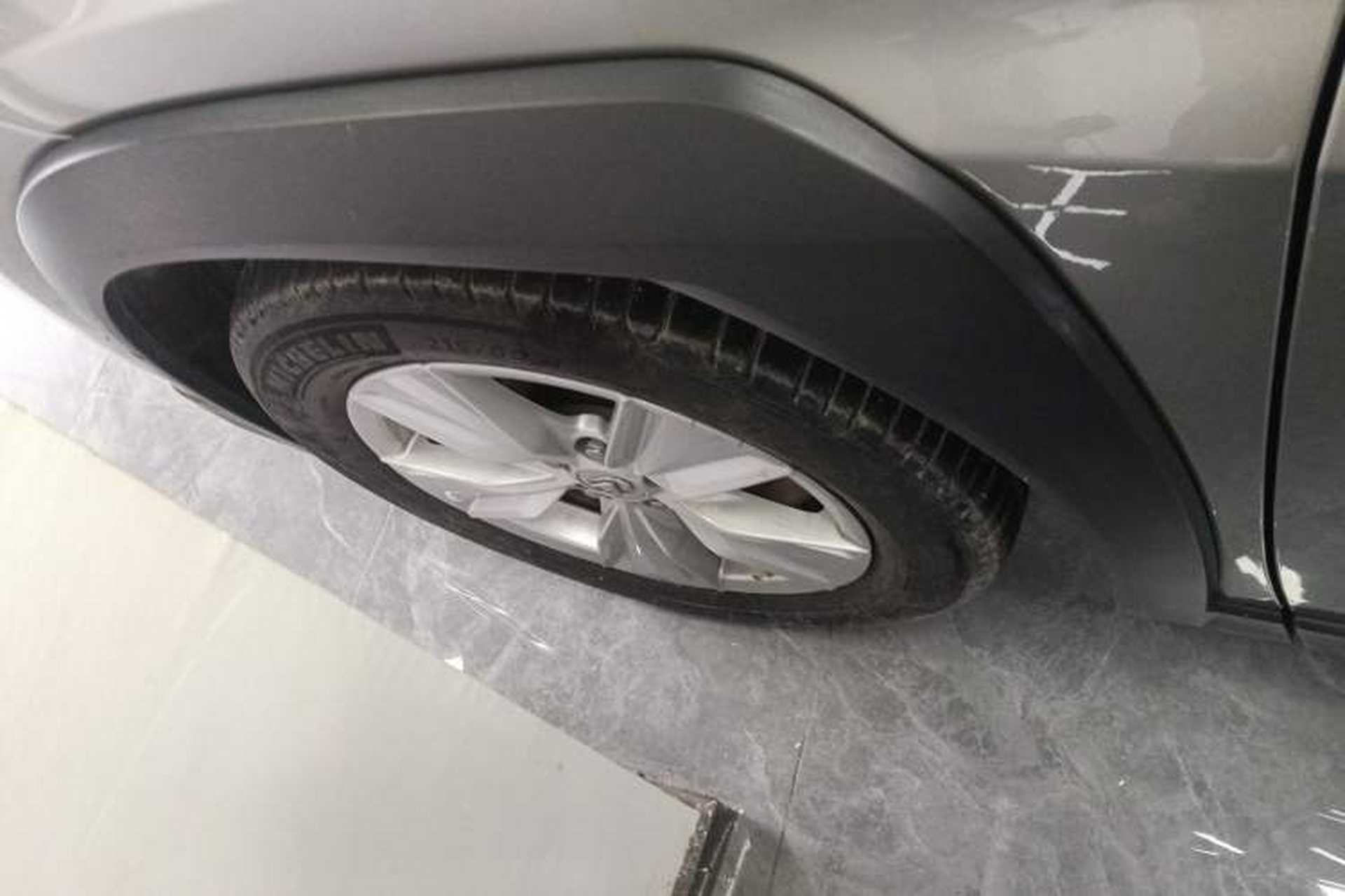 Used Lexus UX 2020 200 Special Edition Left Front Wheel Hub