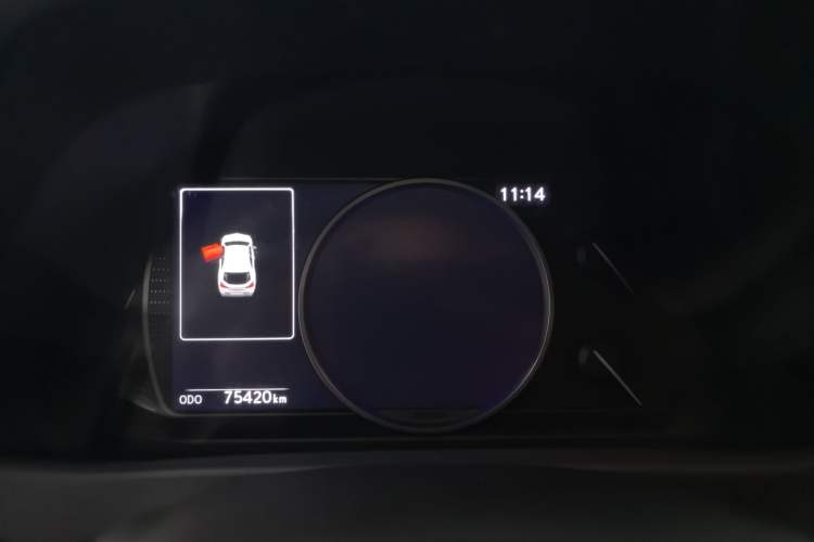 Used Lexus UX 2020 260h Explore & Adventure Edition Odometer Close Up