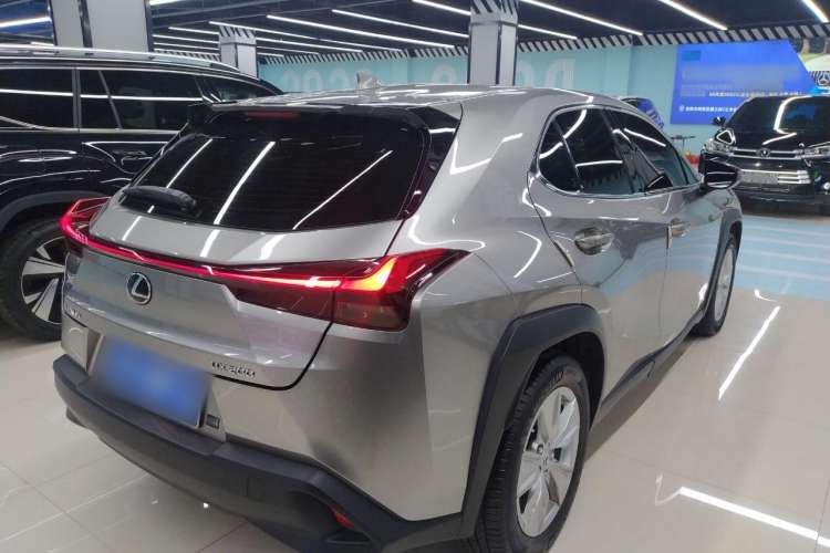 Used Lexus UX 2020 200 Special Edition Rear Right 45 Deg