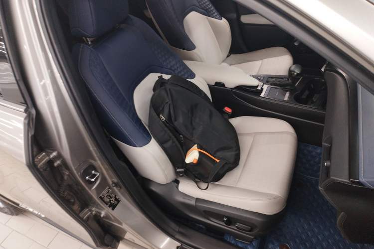 Used Lexus UX 2020 260h Explore & Adventure Edition Right Front Seat