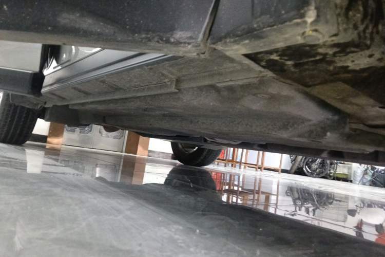 Used Lexus UX 2020 200 Special Edition Right Side Sill