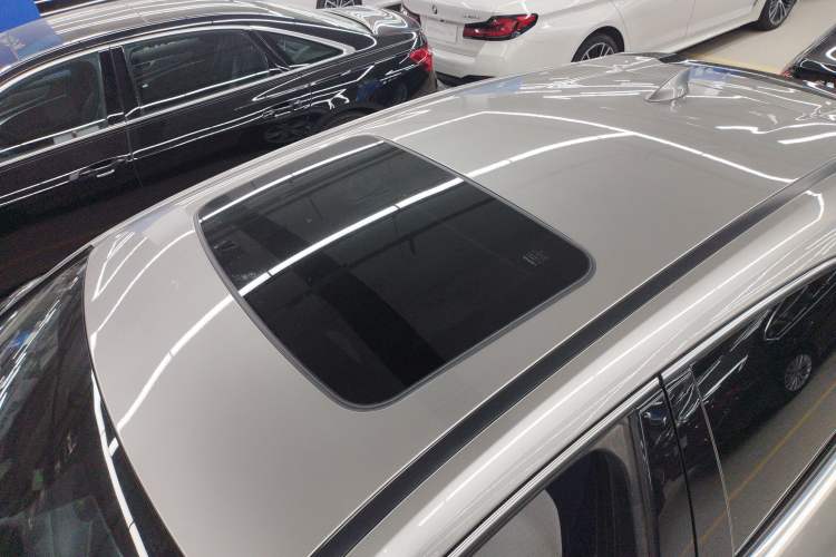 Used Lexus UX 2020 260h Explore & Adventure Edition Roof