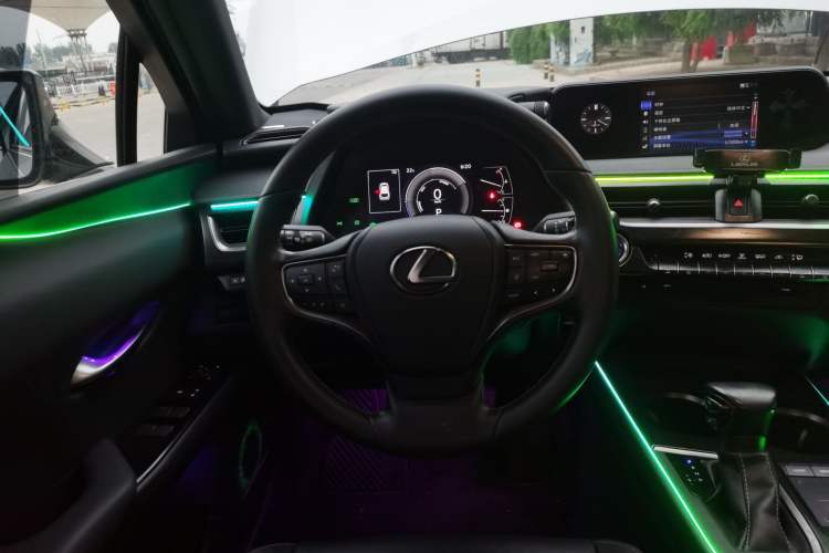 Used Lexus UX 2020 260h Explore & Adventure Edition Steering Wheel
