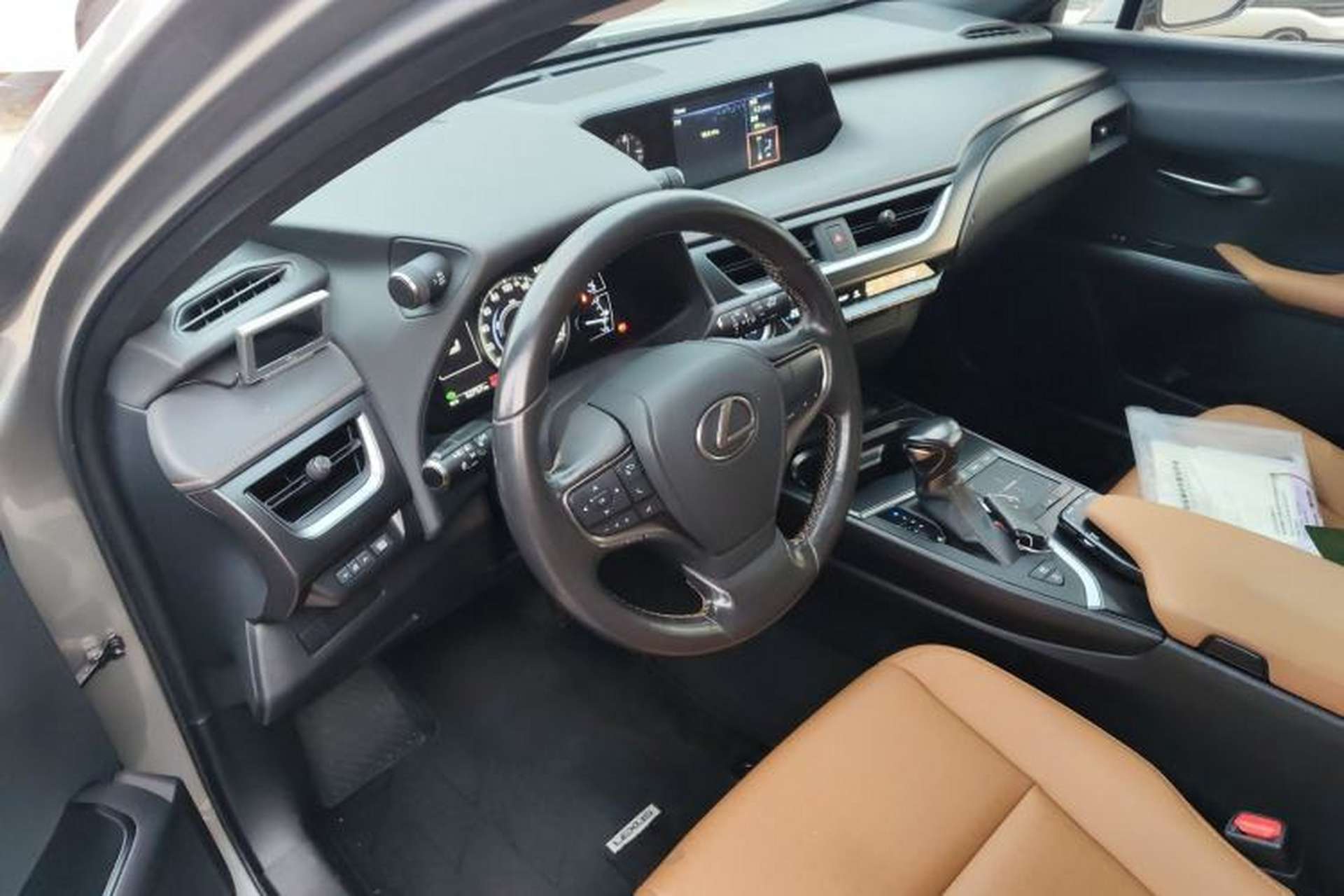 Used Lexus UX 2020 260h Explore-Cool Edition Steering Wheel