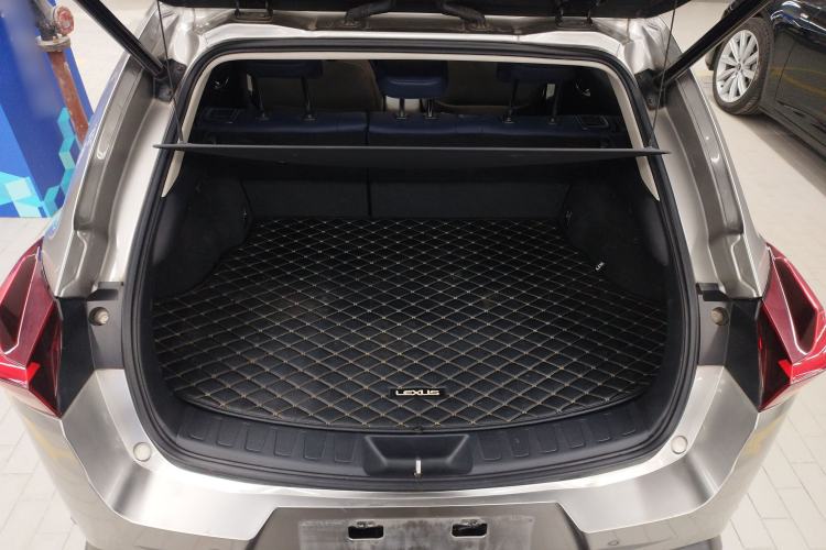 Used Lexus UX 2020 260h Explore & Adventure Edition Trunk
