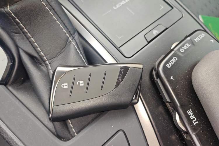 Used Lexus UX 2020 260h Explore & Adventure Edition Vehicle Key