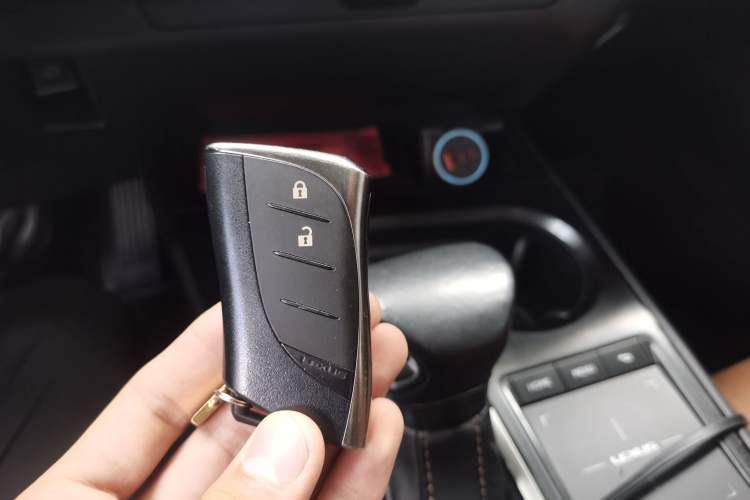 Used Lexus UX 2020 260h Explore & Adventure Edition Vehicle Key