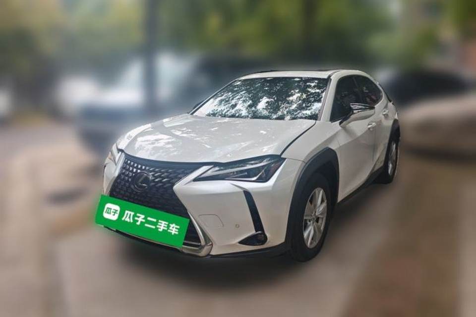 Lexus UX 2020