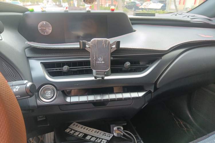 Used Lexus UX 2020 200 Special Edition Audio And AC Panel