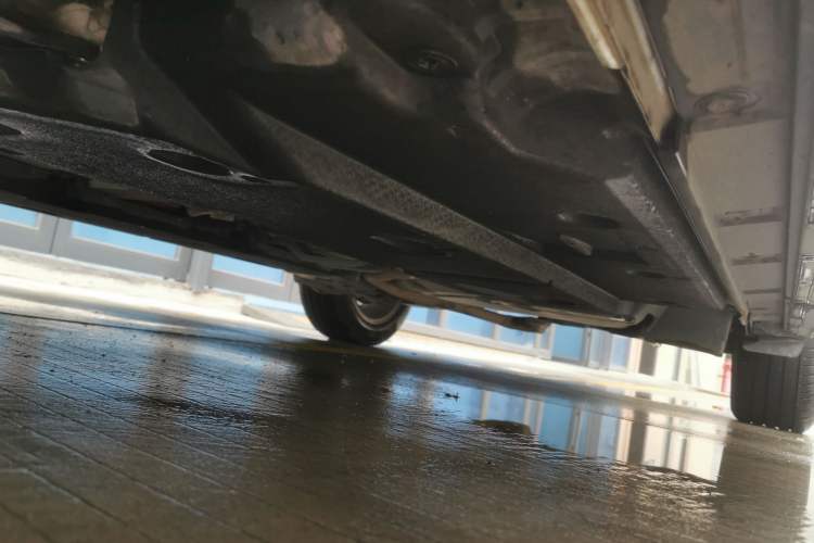 Used Lexus UX 2020 260h Explore-Cool Edition Chassis Front Left
