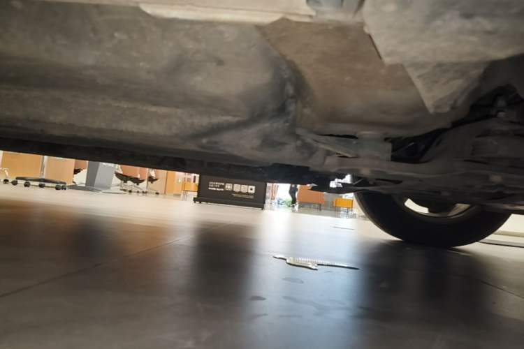 Used Lexus UX 2020 260h Explore & Adventure Edition Chassis Front Right