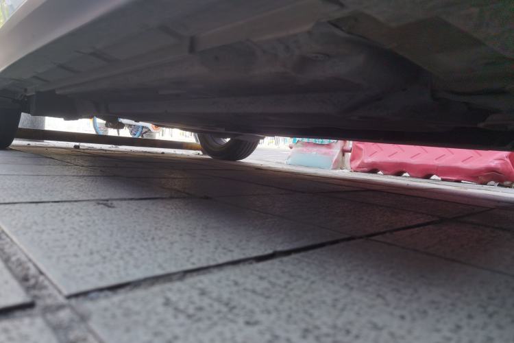 Used Lexus UX 2020 260h Explore & Adventure Edition Chassis Front Right