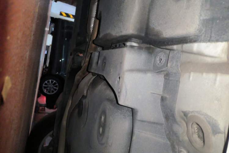 Used Lexus UX 2020 260h Explore & Adventure Edition Chassis Rear Left