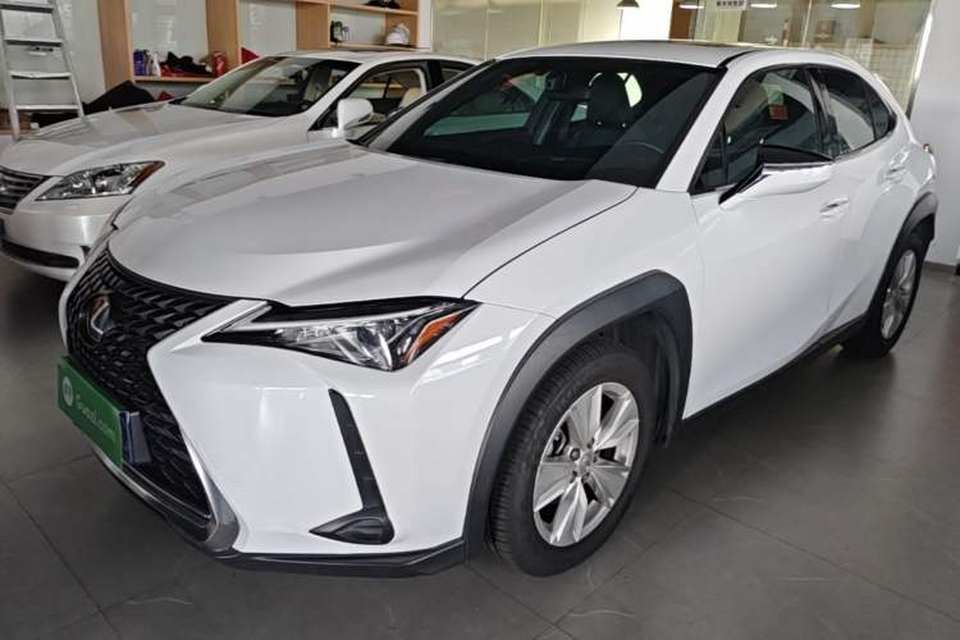 Lexus UX 2020