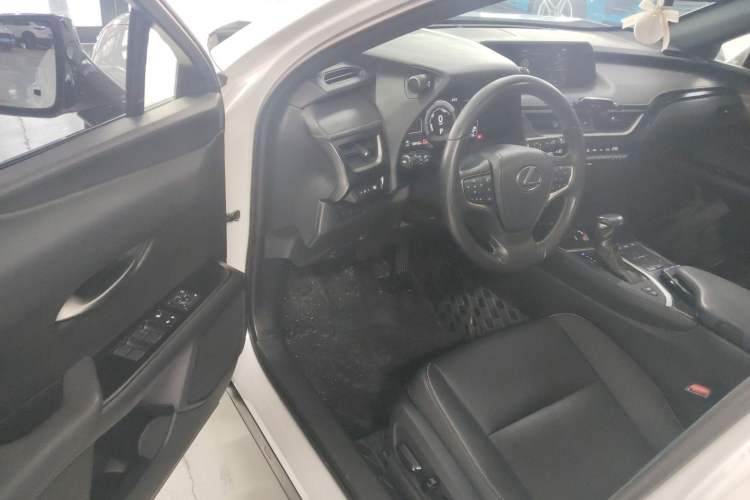 Used Lexus UX 2020 260h Explore & Adventure Edition Driver Seat