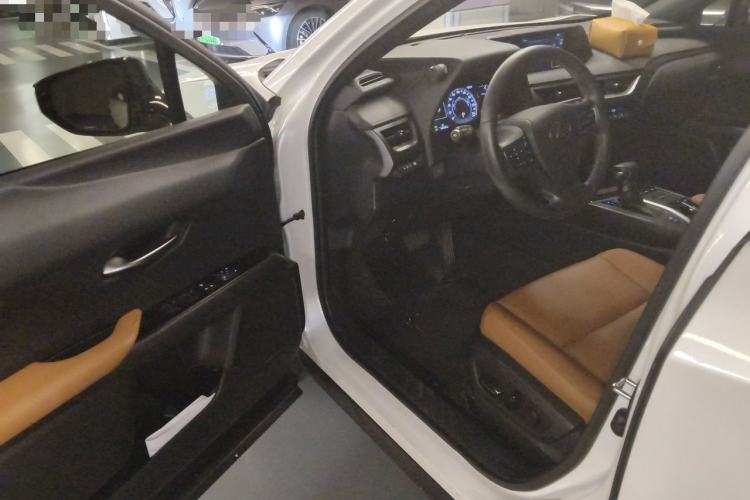Used Lexus UX 2020 260h Explore & Adventure Edition Driver Seat