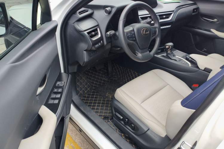 Used Lexus UX 2020 260h Explore-Cool Edition Driver Seat