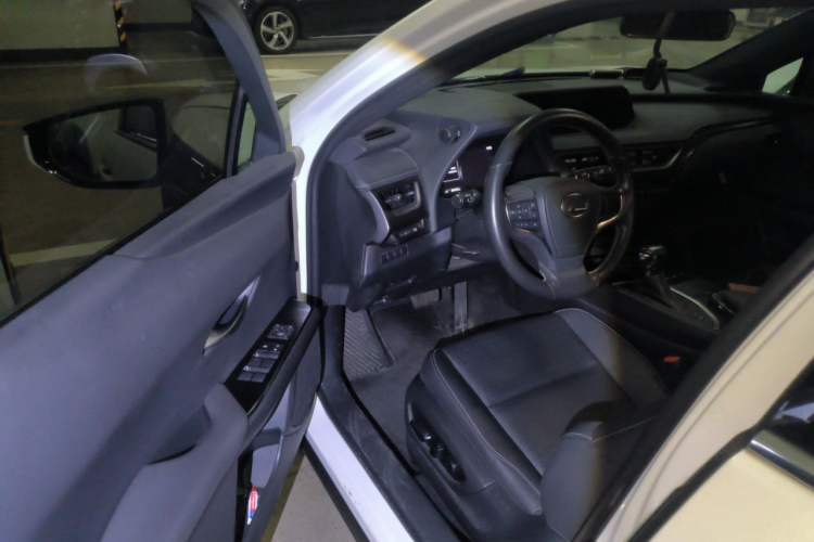 Used Lexus UX 2020 200 Special Edition Driver Seat
