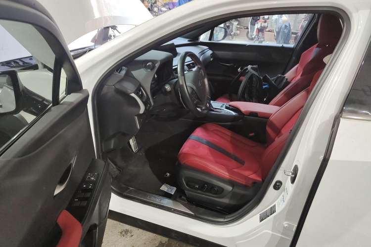 Used Lexus UX 2020 260h F SPORT All-Wheel-Drive Version Driver Seat