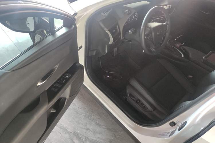 Used Lexus UX 2020 200 Special Edition Driver Seat