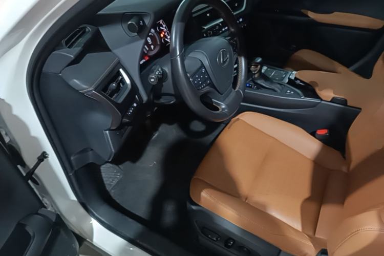 Used Lexus UX 2020 260h Explore & Adventure Edition Driver Seat