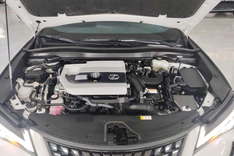Used Lexus UX 2020 260h Explore & Adventure Edition Engine Bay