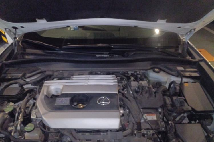 Used Lexus UX 2020 260h Explore & Adventure Edition Engine Bay