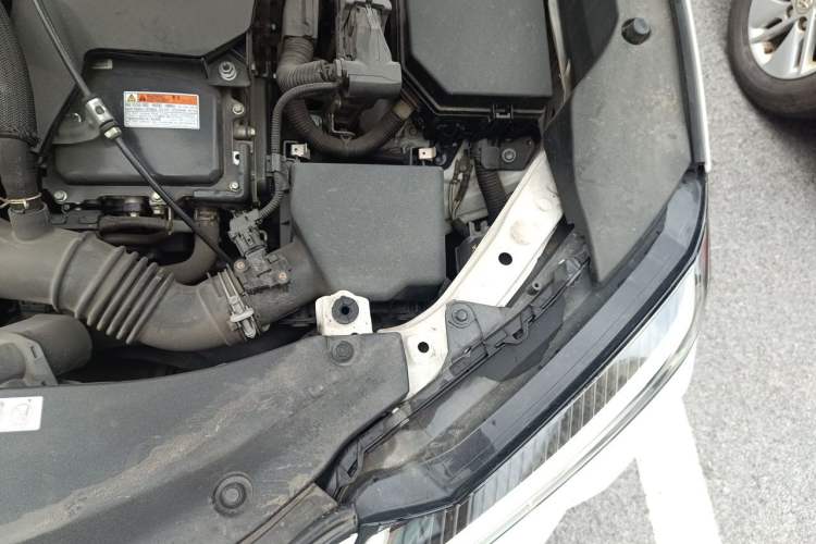 Used Lexus UX 2020 260h Explore-Cool Edition Engine Bay Left