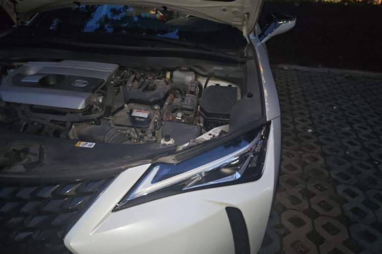 Used Lexus UX 2020 260h Explore & Adventure Edition Engine Bay Left