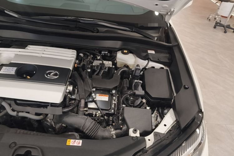 Used Lexus UX 2020 260h Explore & Adventure Edition Engine Bay Left