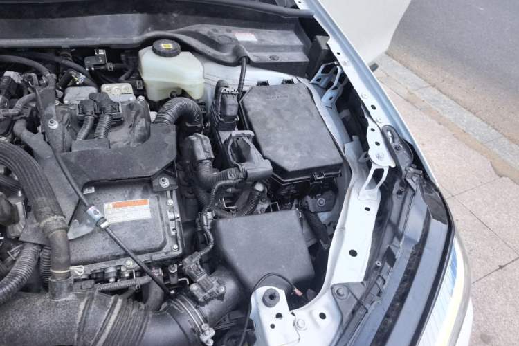 Used Lexus UX 2020 260h Explore-Cool Edition Engine Bay Left