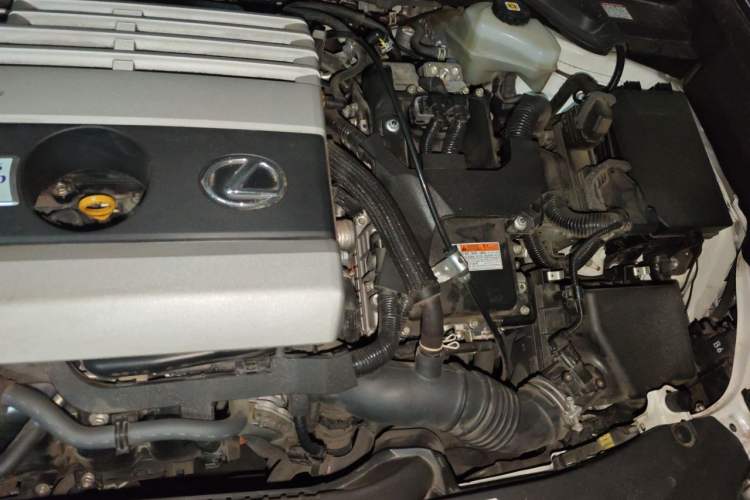 Used Lexus UX 2020 260h Explore-Cool Edition Engine Bay Left