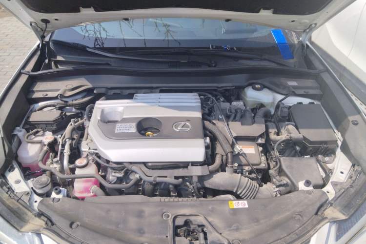 Used Lexus UX 2020 260h Explore-Cool Edition Engine Bay