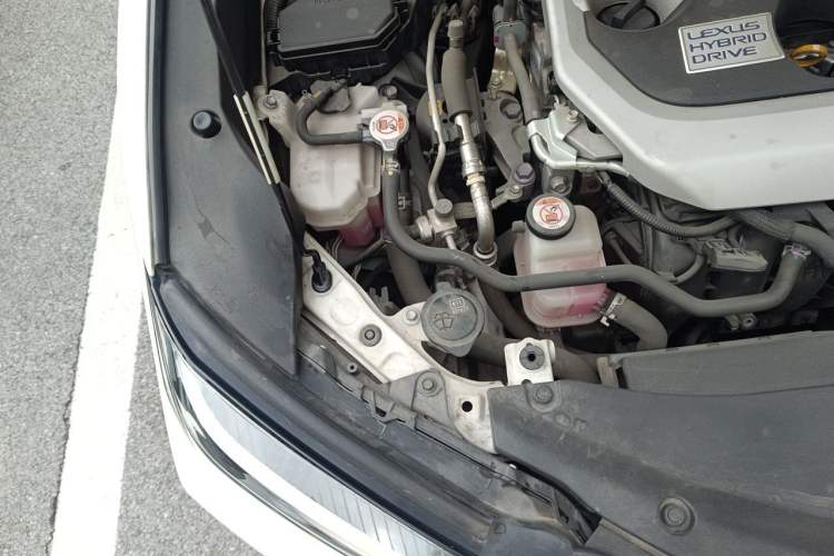 Used Lexus UX 2020 260h Explore-Cool Edition Engine Bay Right