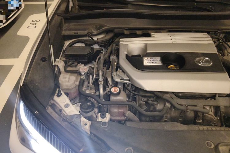 Used Lexus UX 2020 260h Explore & Adventure Edition Engine Bay Right